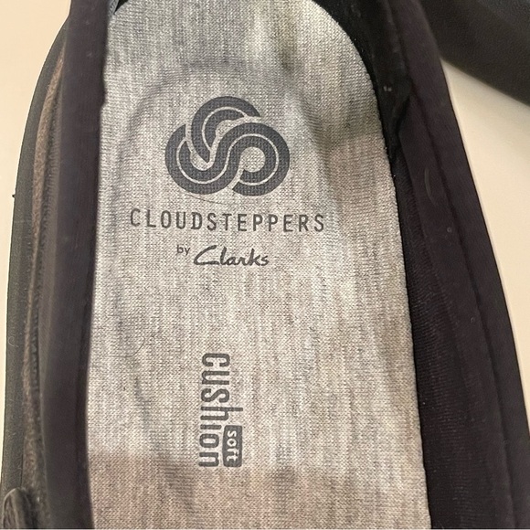 Clarks Women's Sillian 2.0 Ease Slip On Loafer - Picture 13 of 15